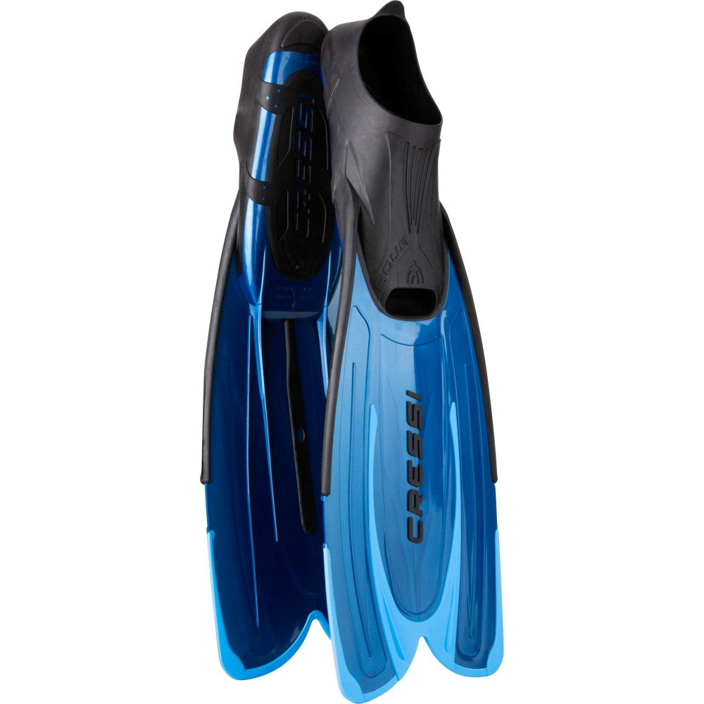 Lightweight Cressi Agua scuba diving fins
