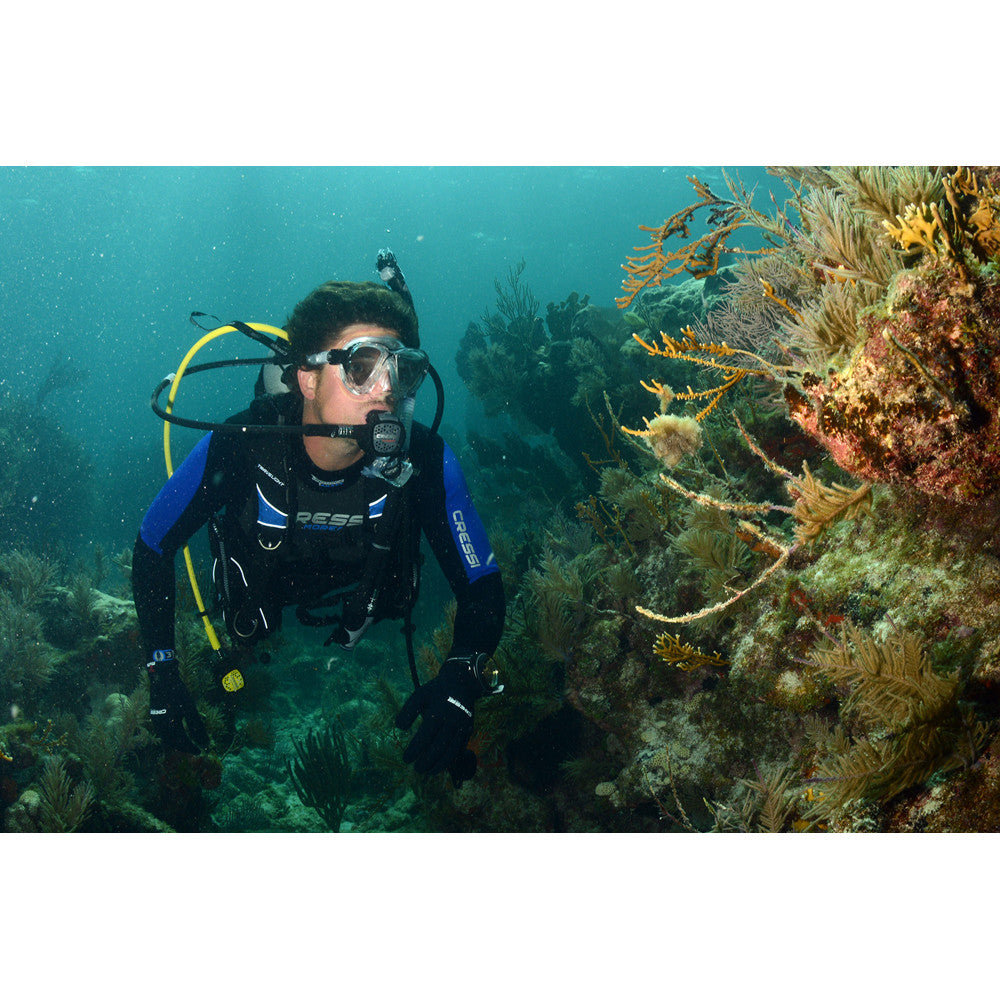 High-performance Cressi Travelight BCD for divers