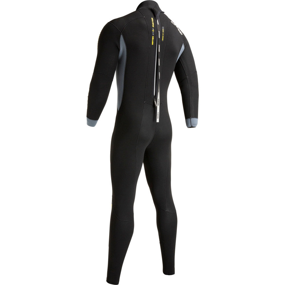 Men’s 5mm wetsuit by Cressi