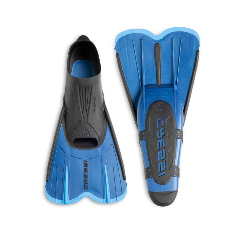 Lightweight short fins by Cressi for diving and snorkeling
