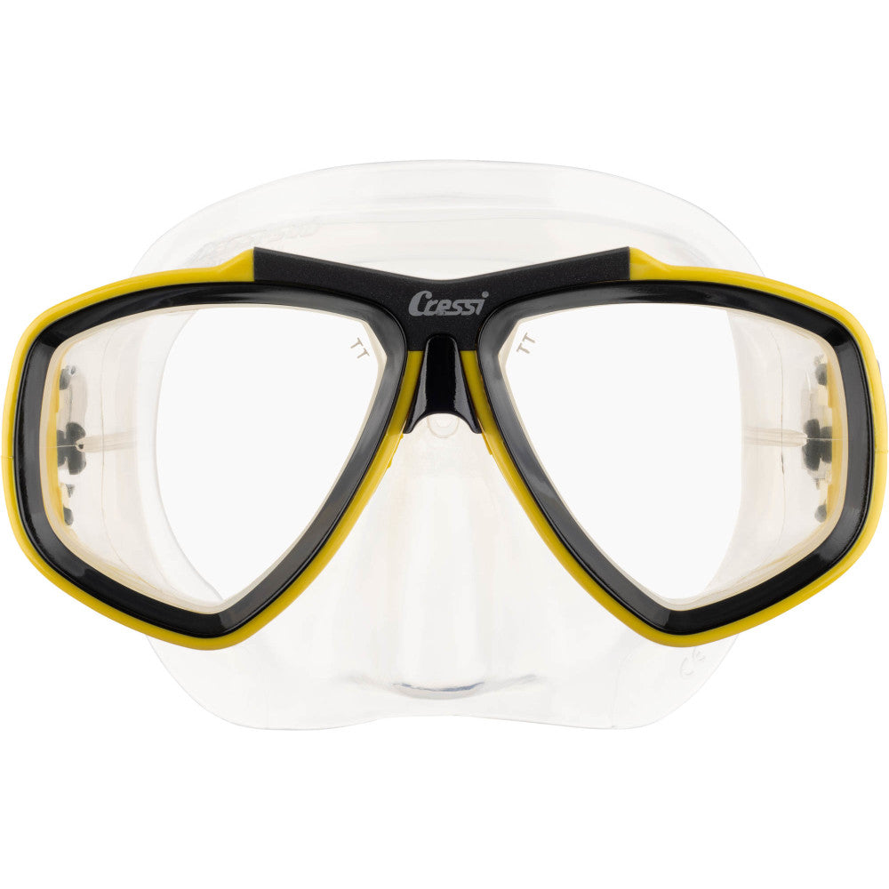 Cressi Focus mask: Features an adjustable buckle system for a custom, comfortable fit.