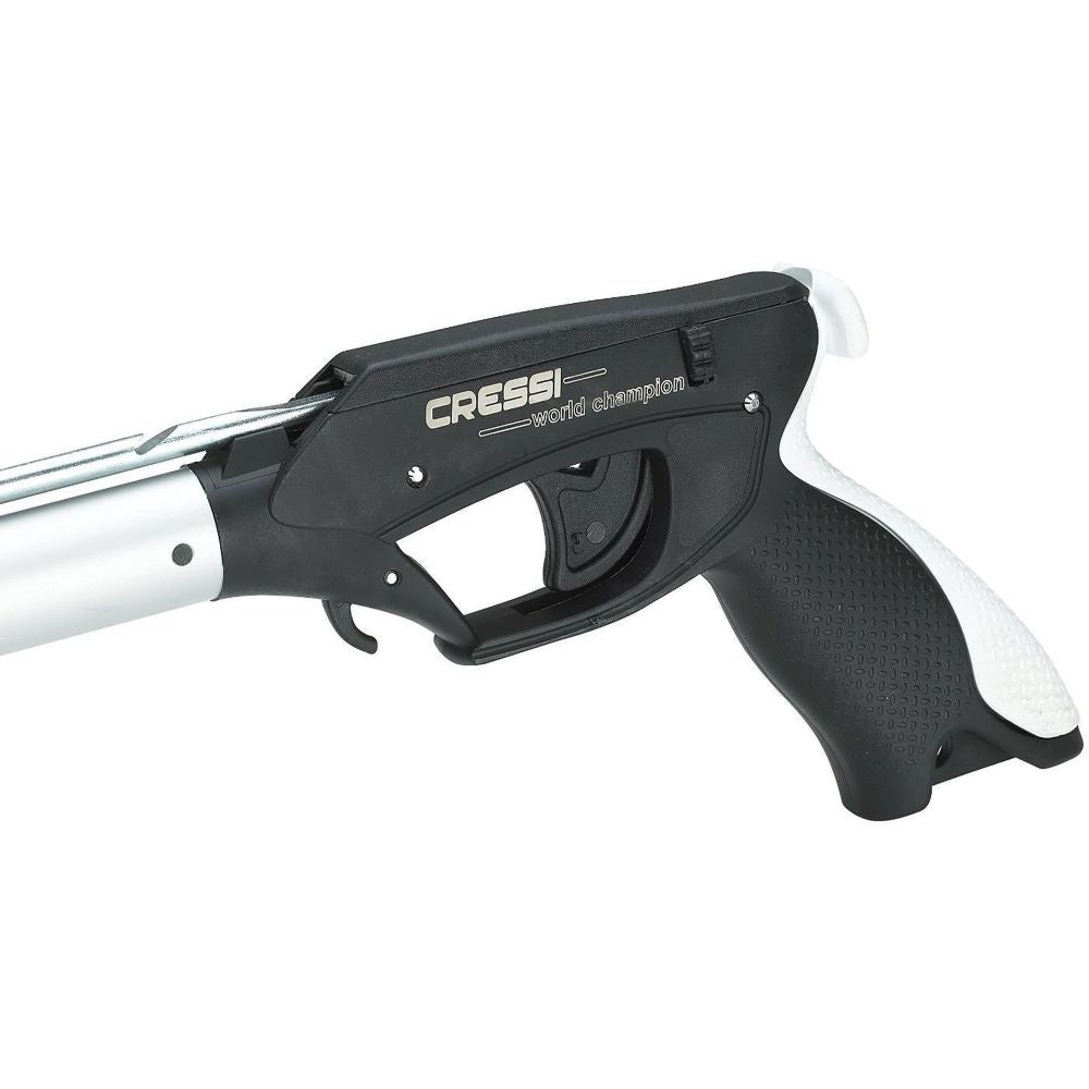 Cressi speargun: The perfect choice for both novice and seasoned spearfishers.