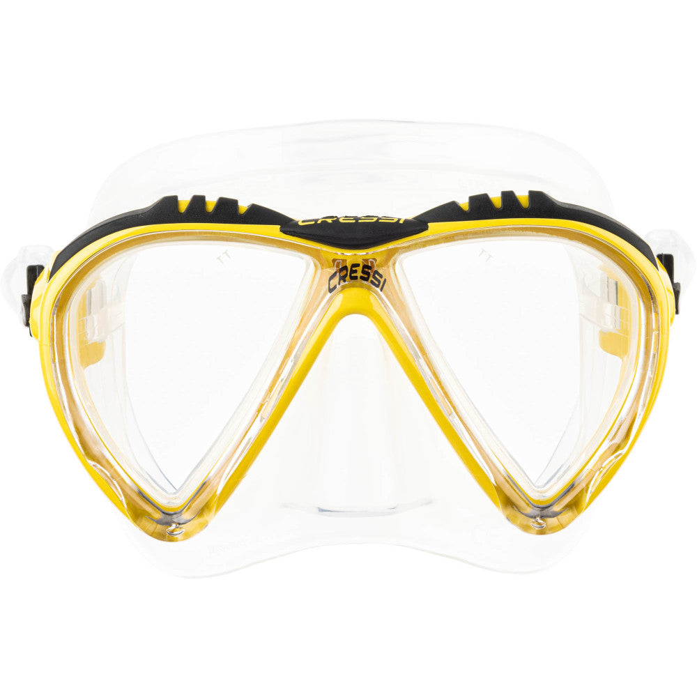 Lightweight dive mask with adjustable strap