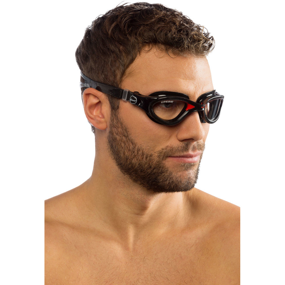 Recreational and training swim goggles by Cressi