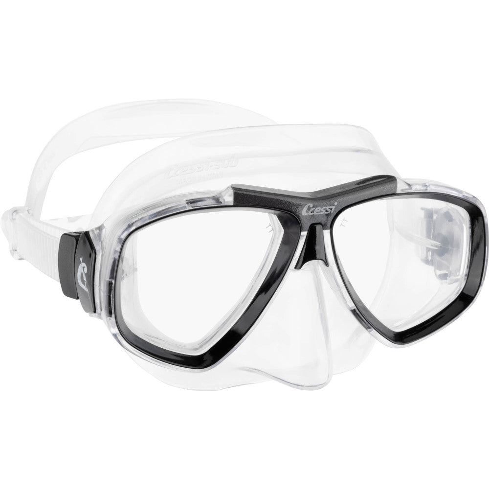 Durable and adjustable Cressi Focus mask