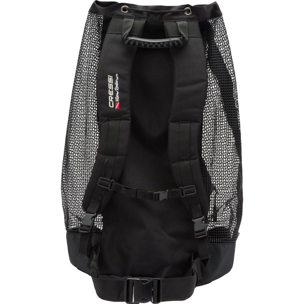 Mesh dive bag water drainage feature