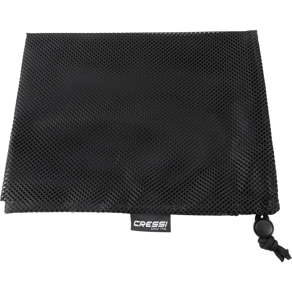 Mesh dive bag with drainage