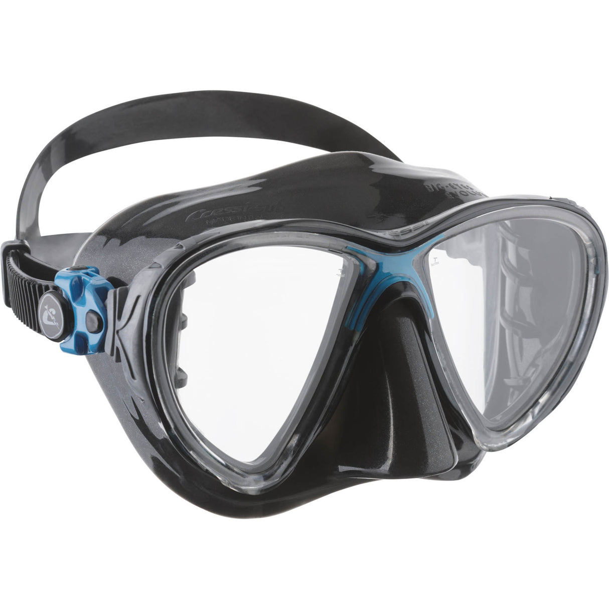 Cressi Big Eyes scuba mask for maximum visibility