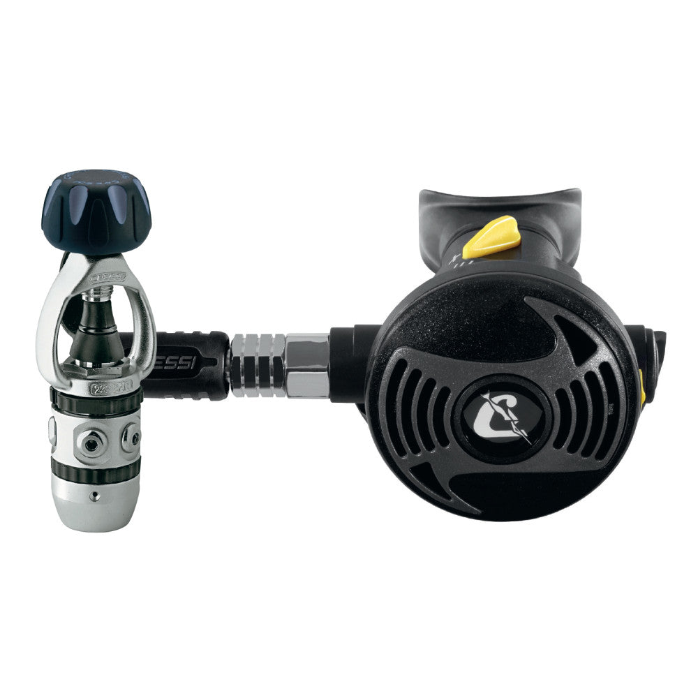 Cressi AC2/XS2 Regulator | Reliable Scuba Diving Regulator